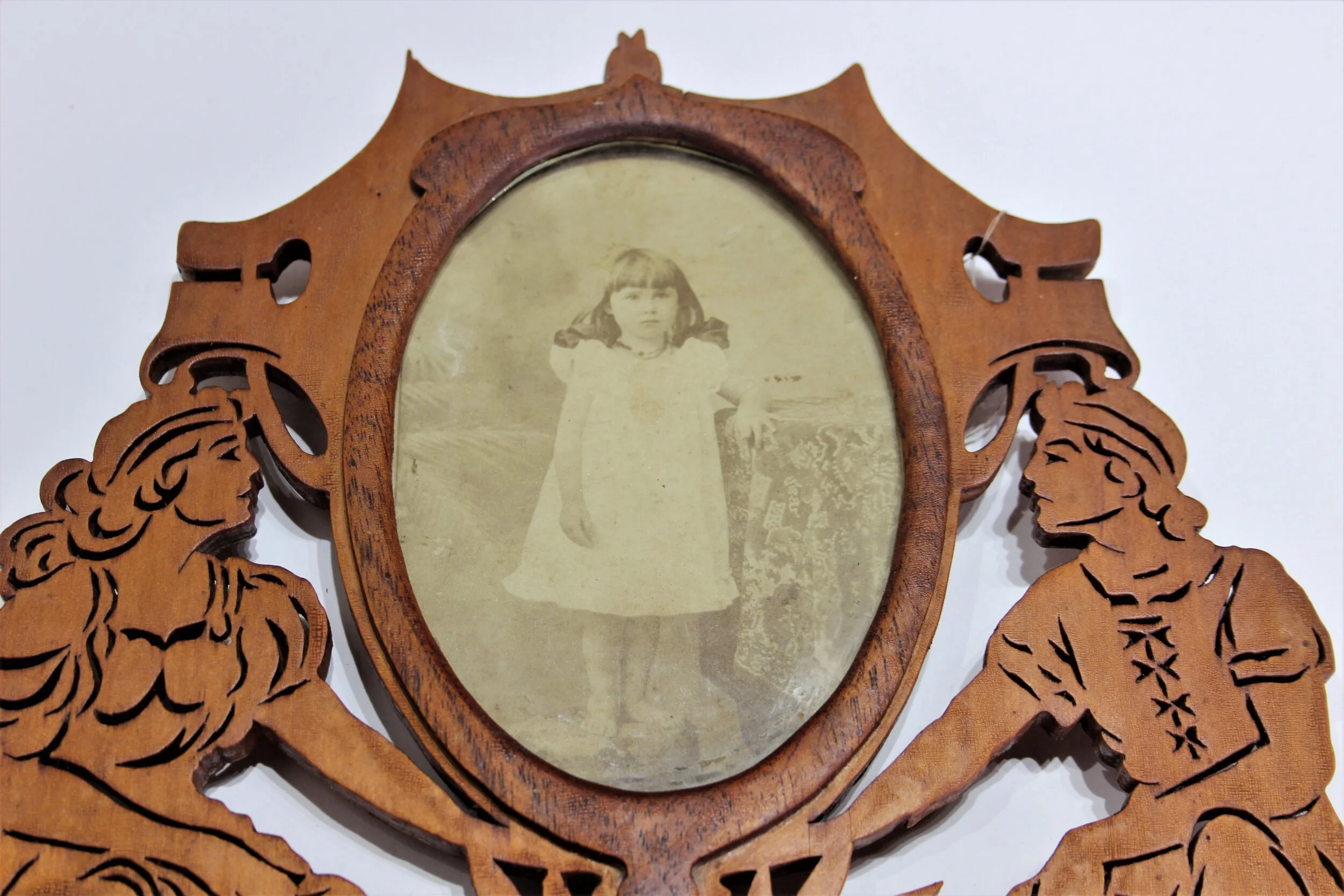 Sorrento Style Victorian Photo Frame