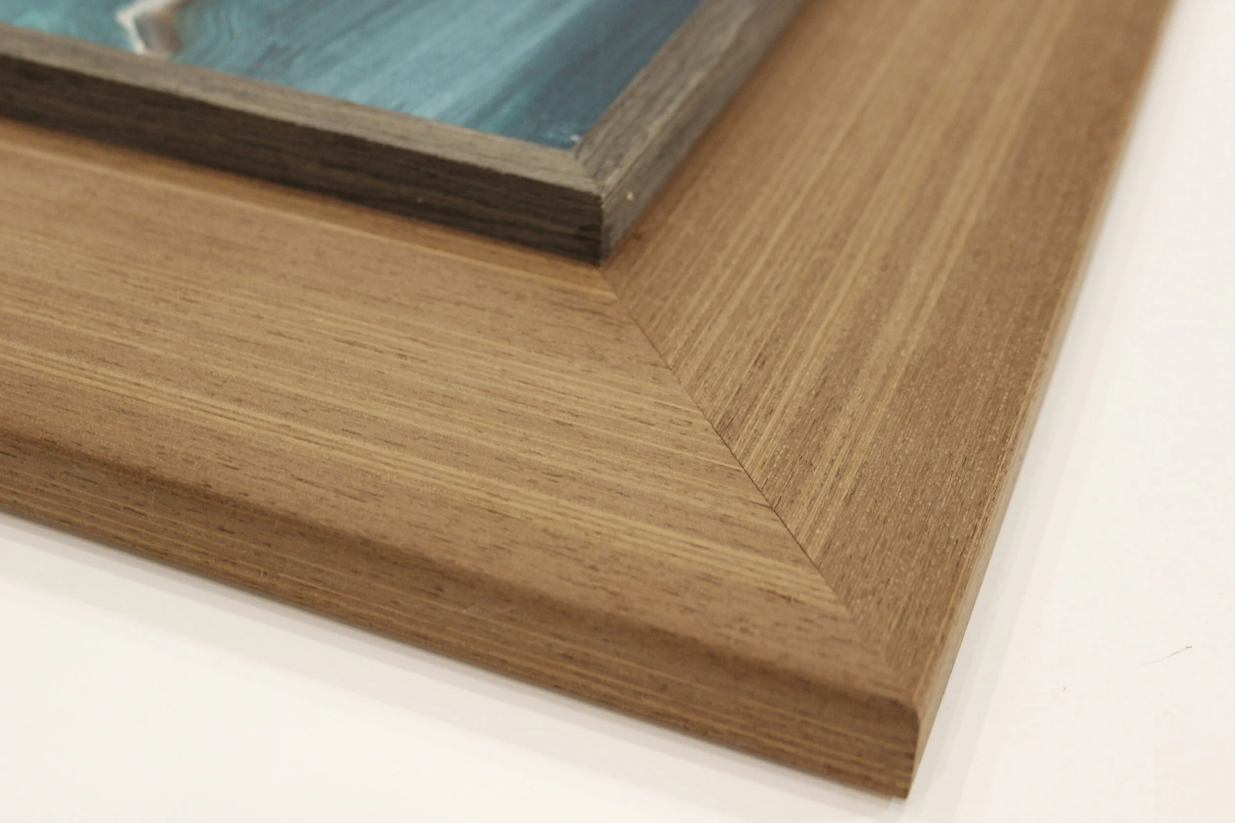 mid century modern inspired frame design