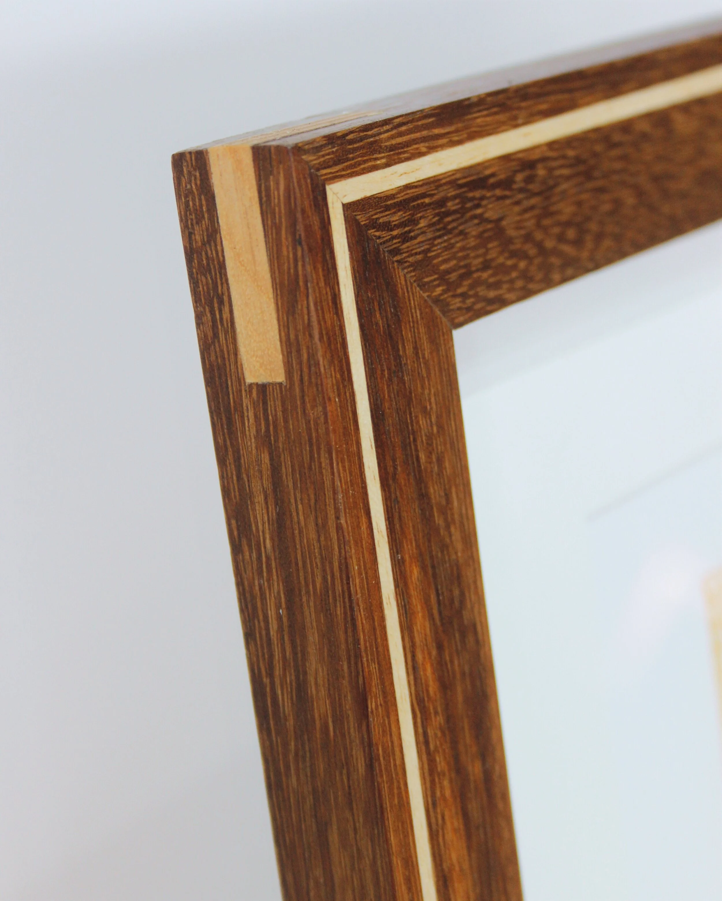 Blackbean with Silver Ash inlay and thick spline - APRM00003