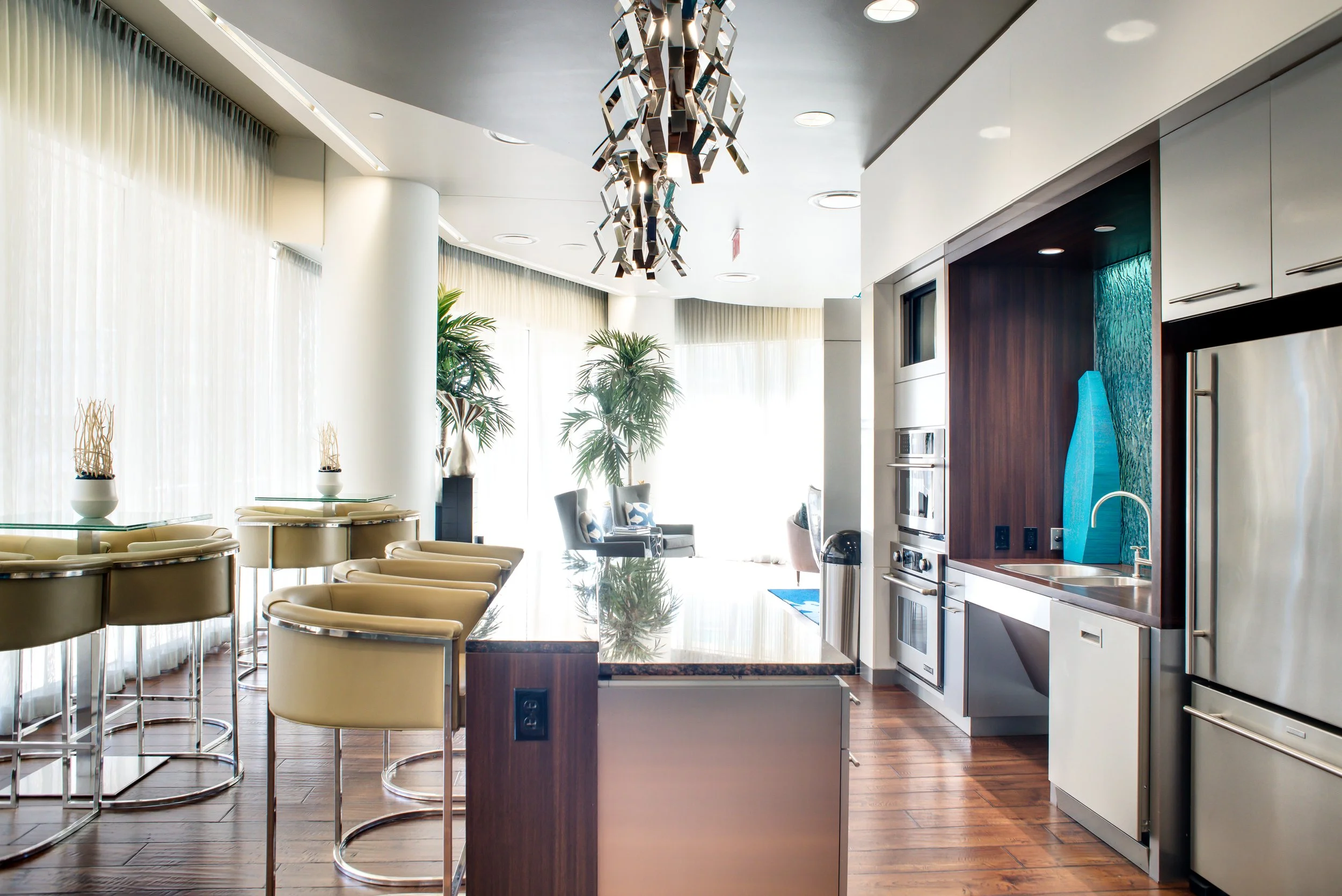 Cirque Dallas-PH-3.jpg