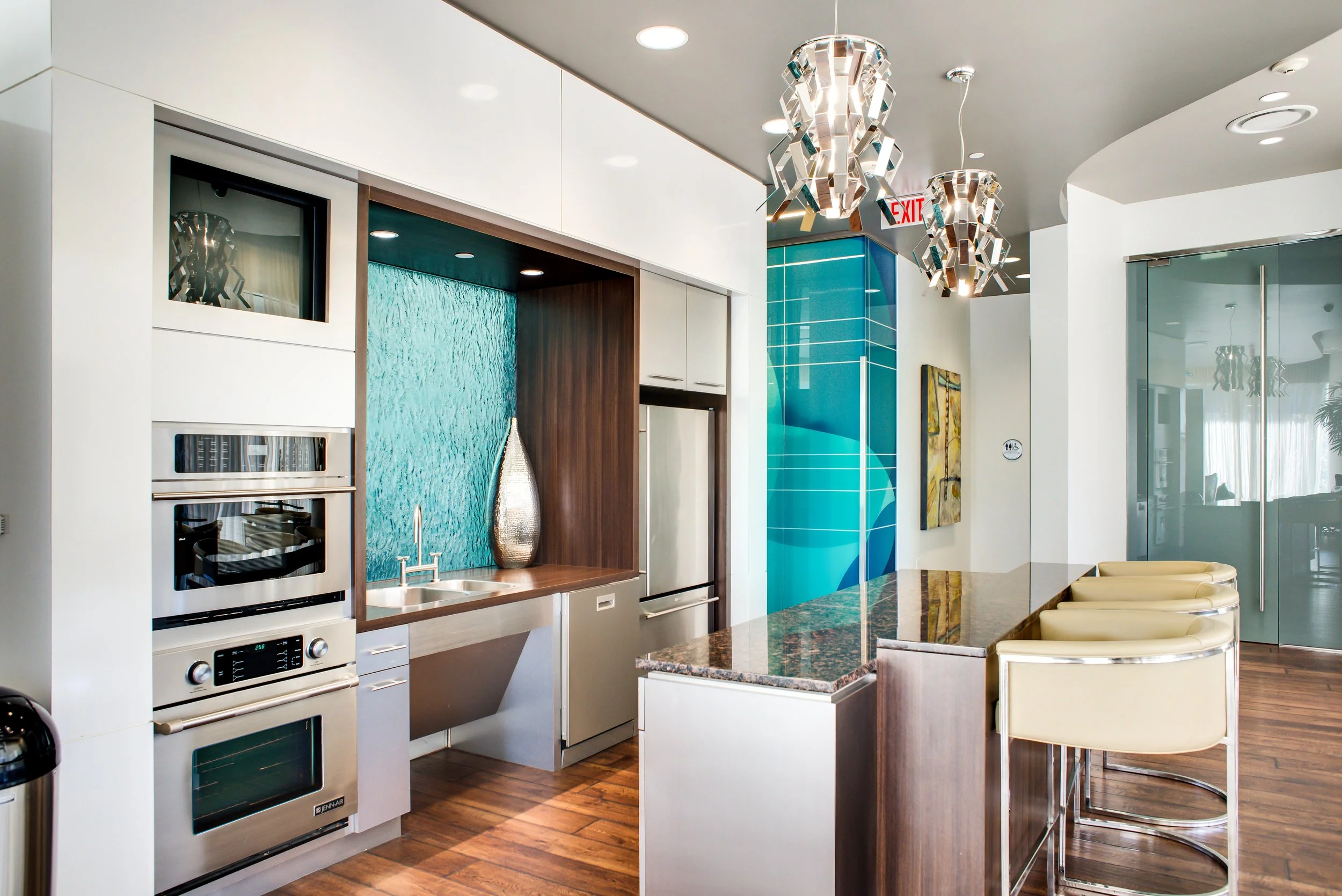 Cirque Dallas-PH-5.jpg