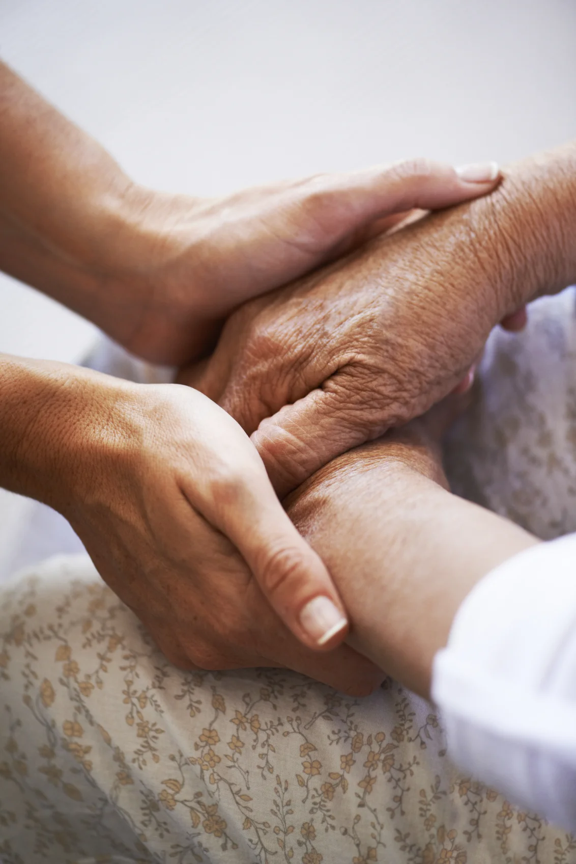 iStock_000024221810Medium_COMFORT AND SUPPORT_GUARDIANSHIPSAND CONSERVATORSHIPS.jpg
