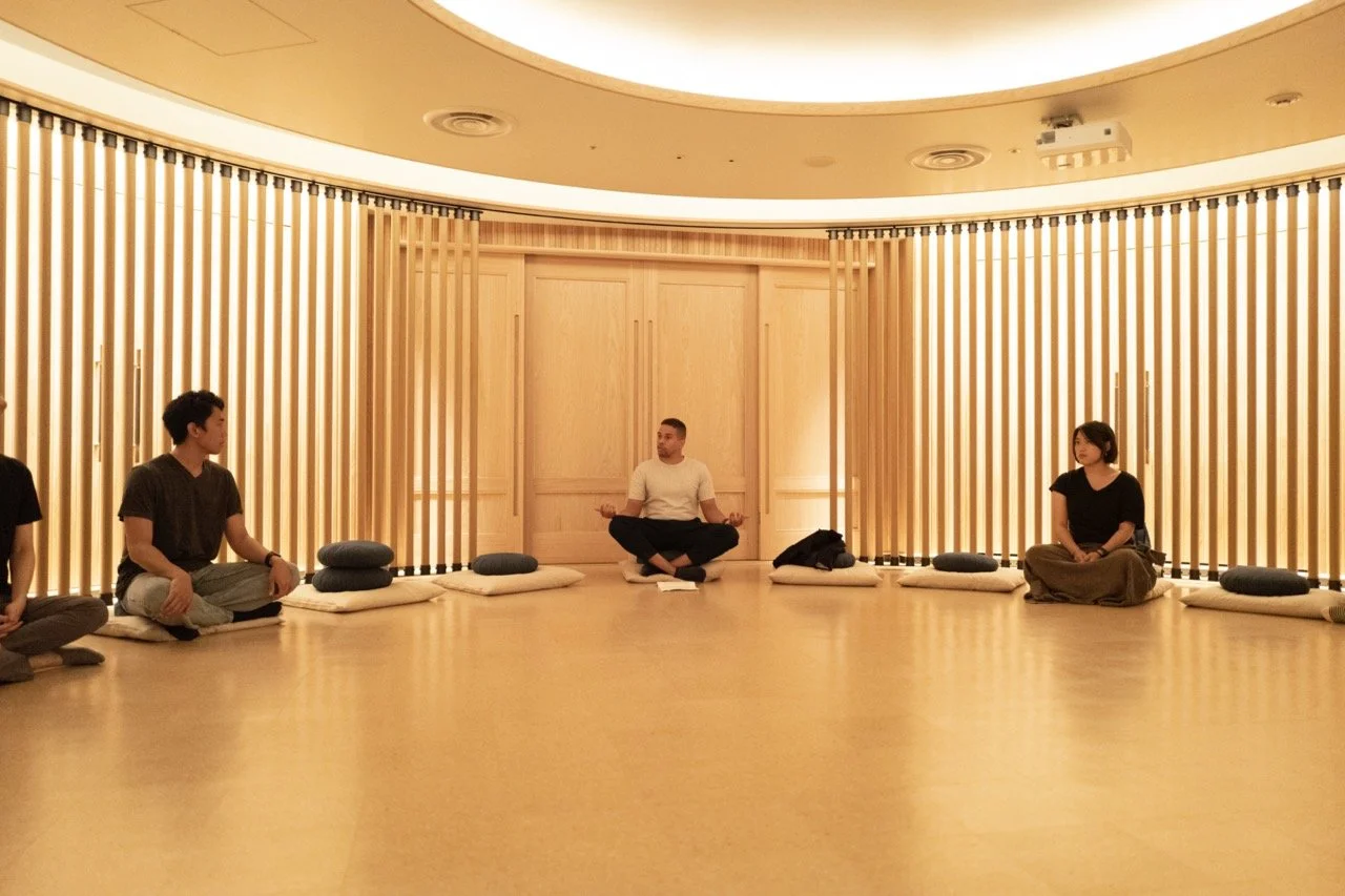 Guiding business students in meditation