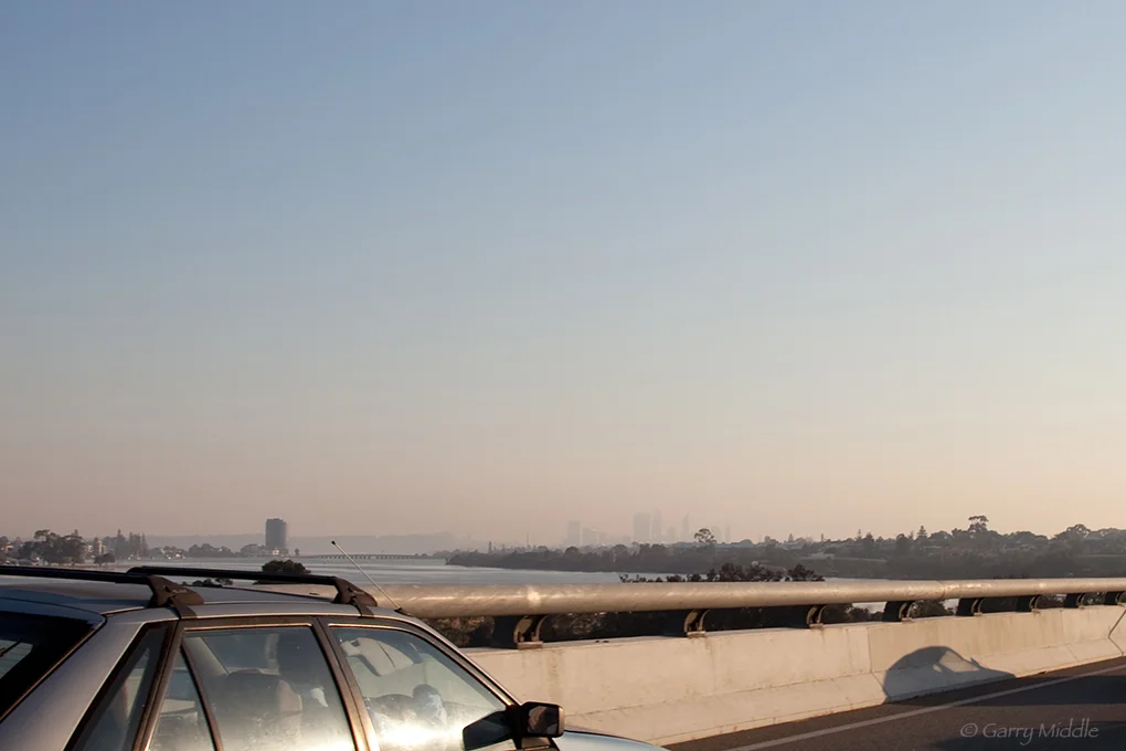 Plate 5: Smog over the Perth CBD.