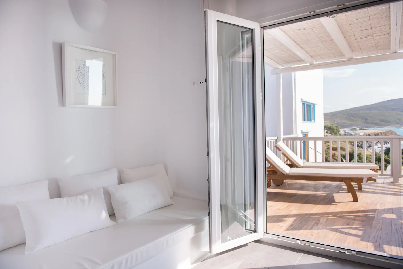 ThePerfectHideaway_Nefeli Sunset Suites05.JPG