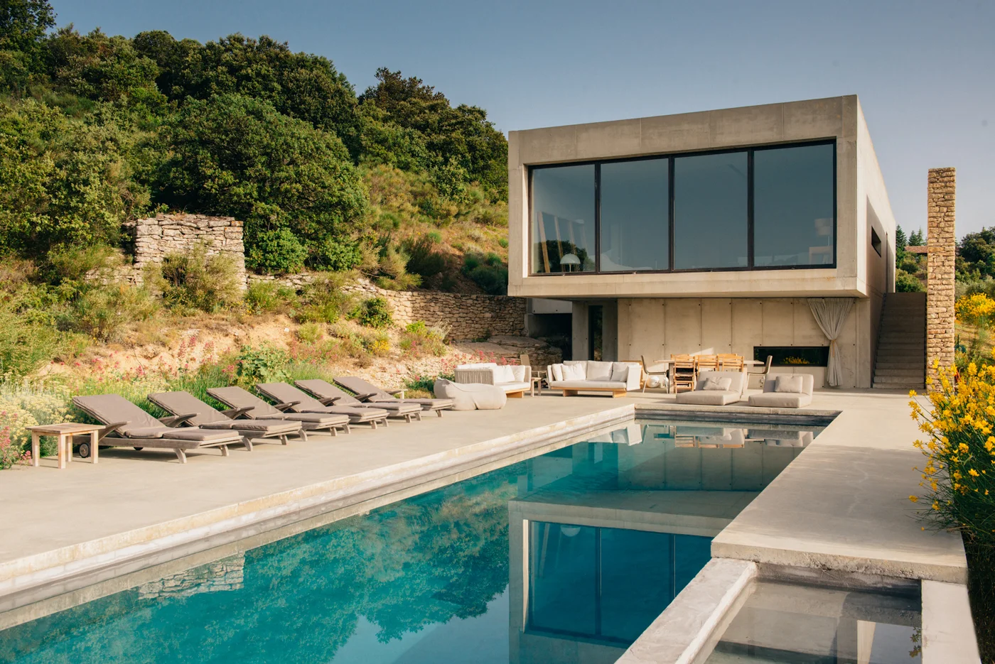 ThePerfectHideaway_Modern Chateau02.JPG