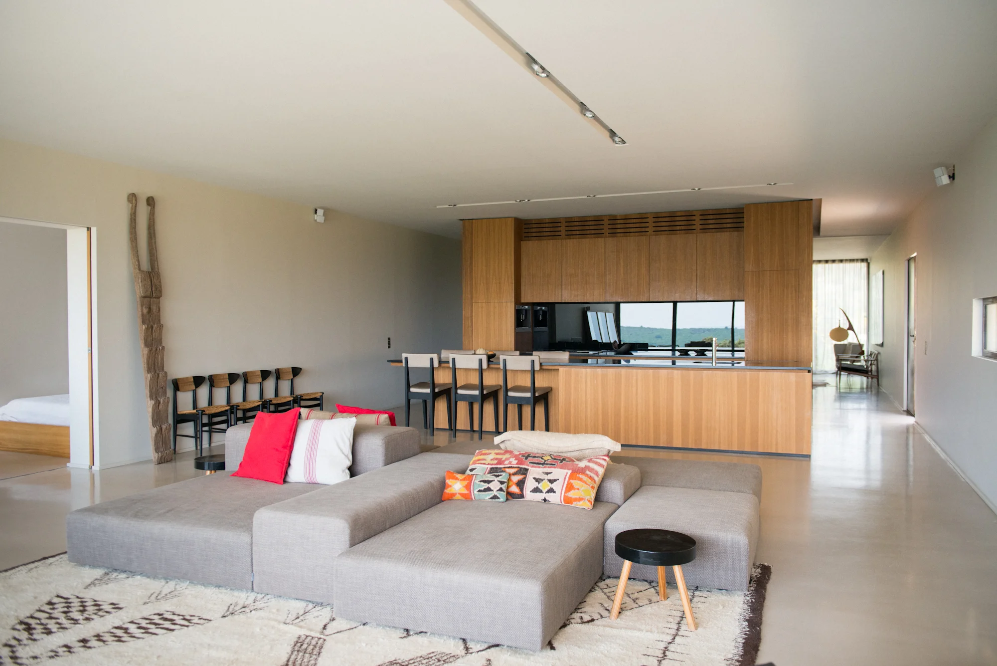 ThePerfectHideaway_Modern Chateau07.JPG