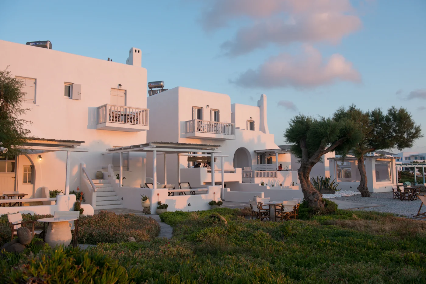 ThePerfectHideaway_Nefeli Sunset Suites17.JPG