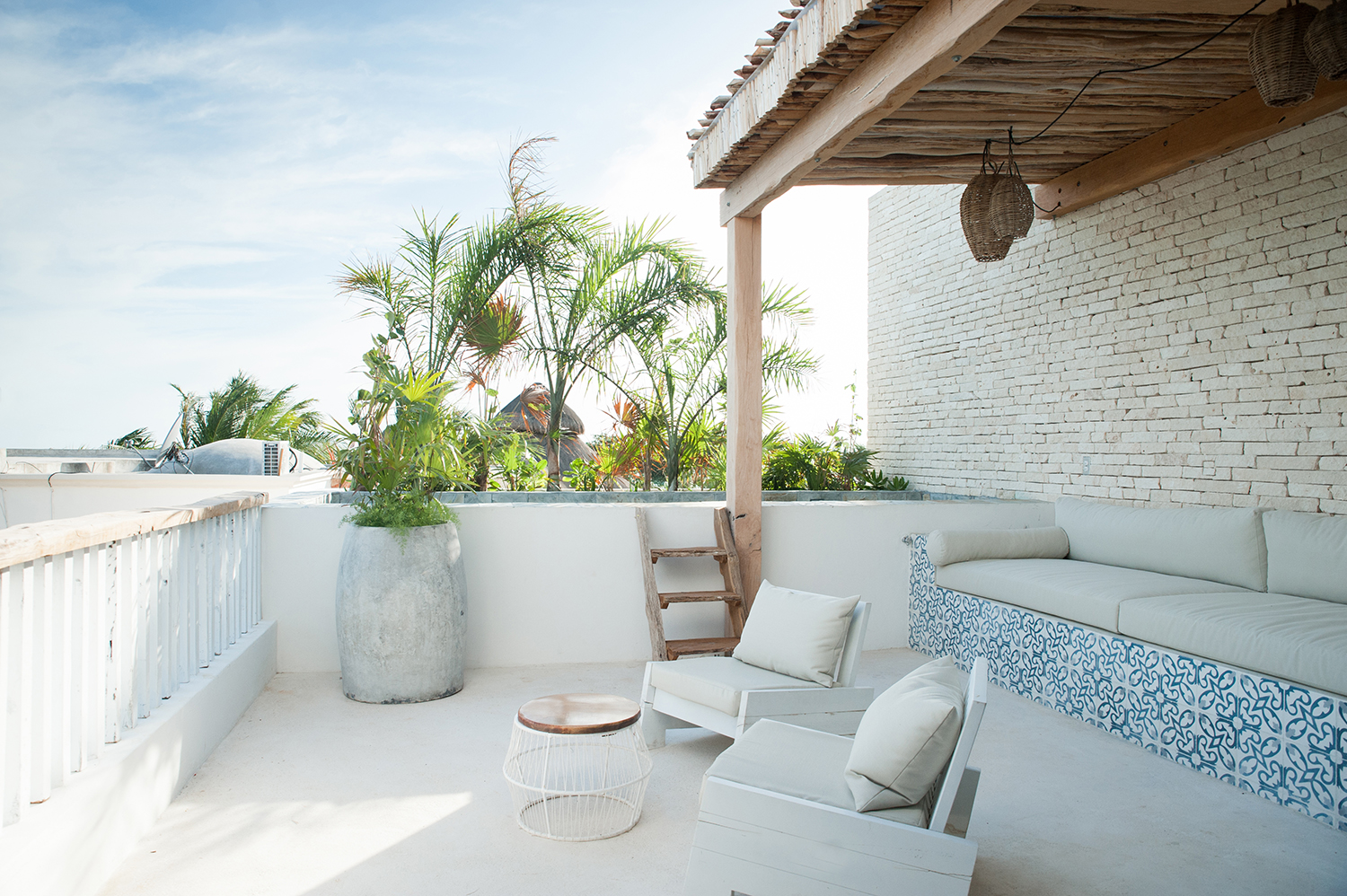 ThePerfectHideaway_VillaLaSemilla02.jpg