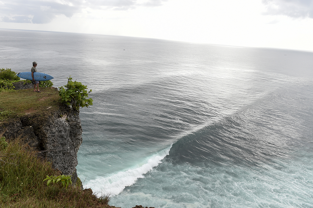  gerry Lopez lifestyle_travel in Uluwatu 