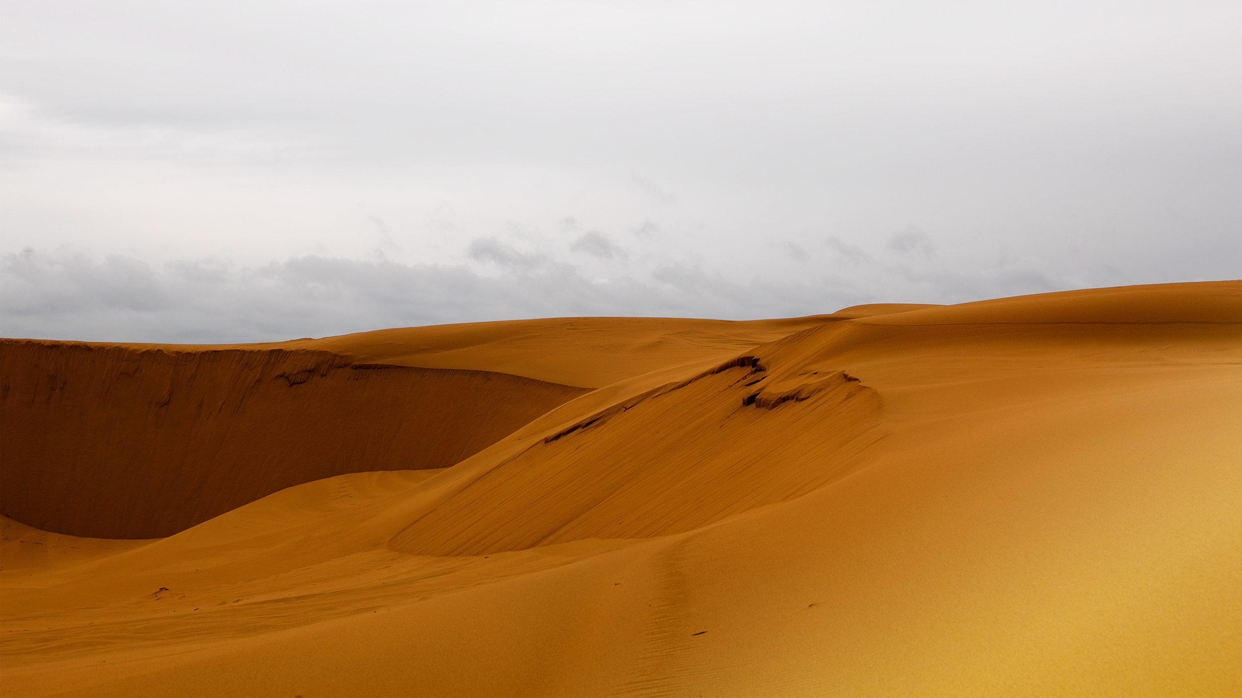 Sand_dunes.jpg