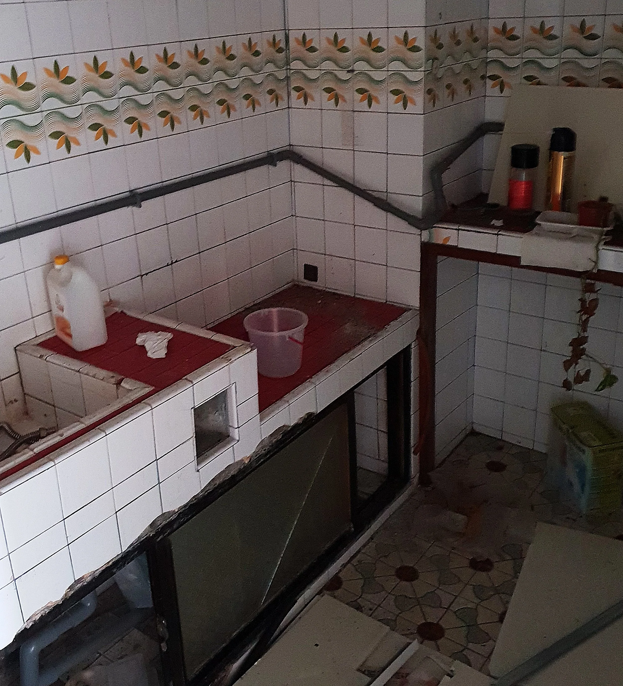 Old style concrete kitchen on one of the lower floors
