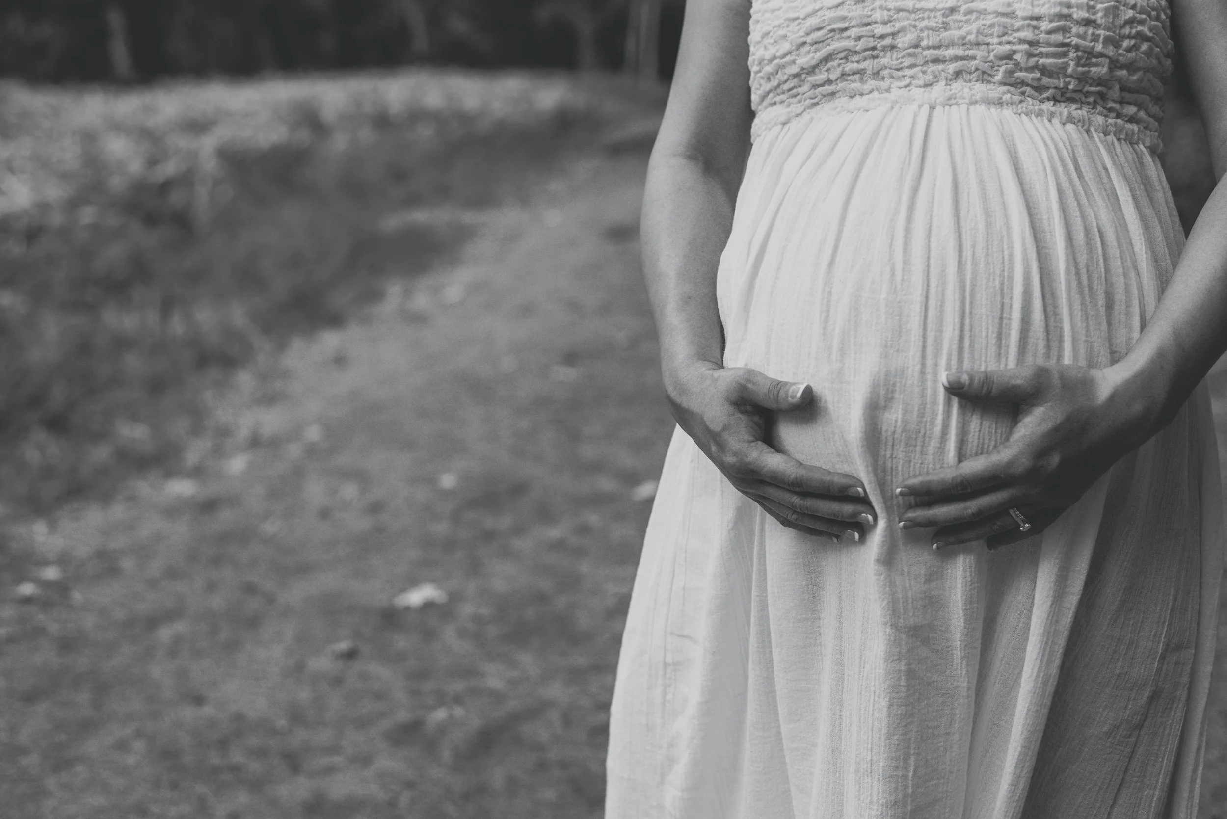 Aya_Maternity_Oahu-19.jpg