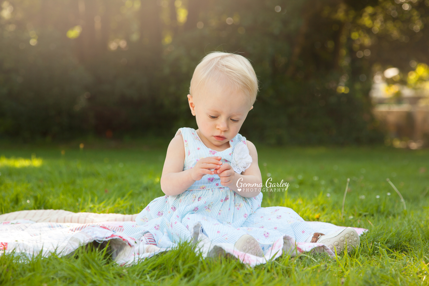 family portrait photographer bournemouth dorset out door photography.jpg