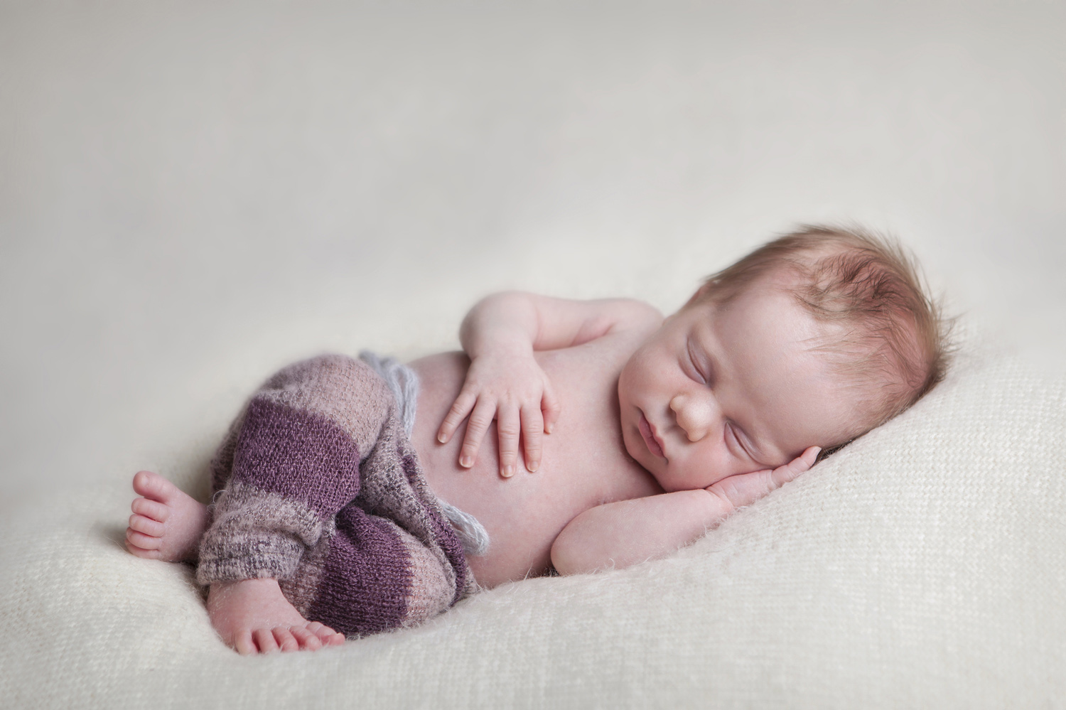 newborn photographer baby photographer bournemouth.jpg