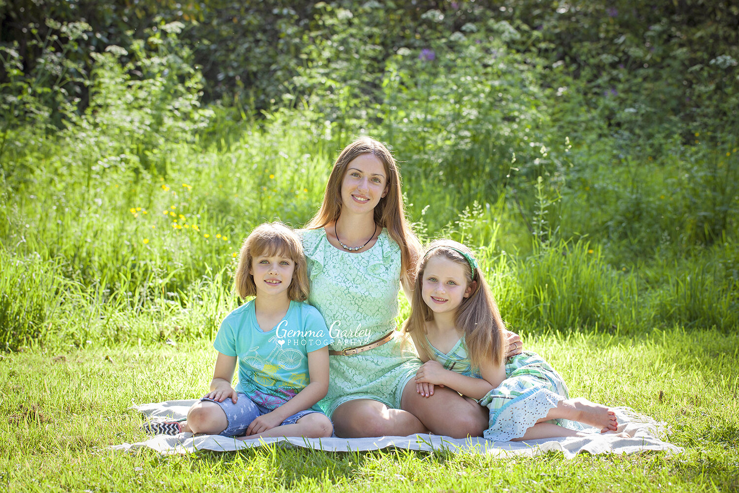 children family photographer bournemouth outdoor photoshoots Gemma Garley photography.jpg