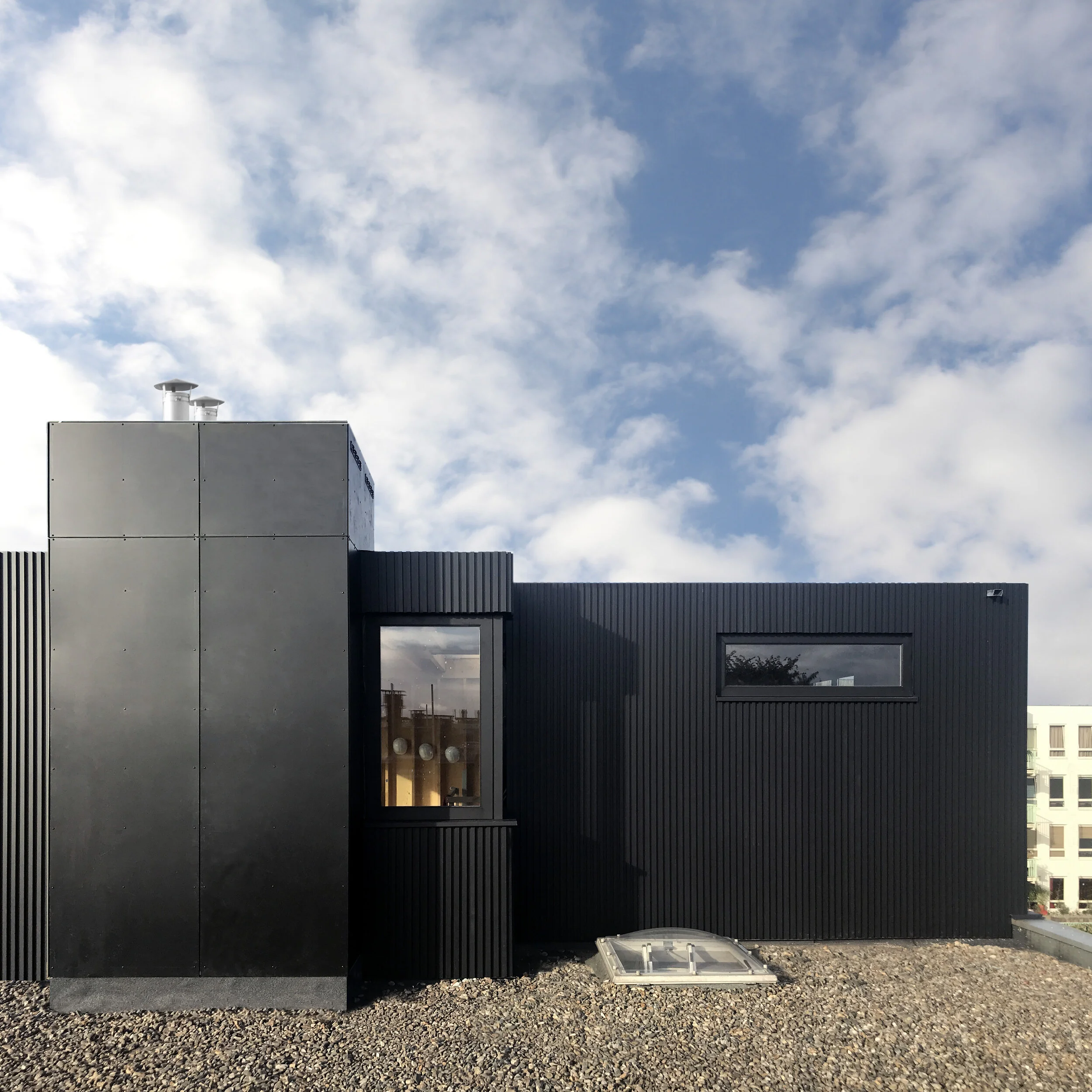 IMG_3996 final small.jpg