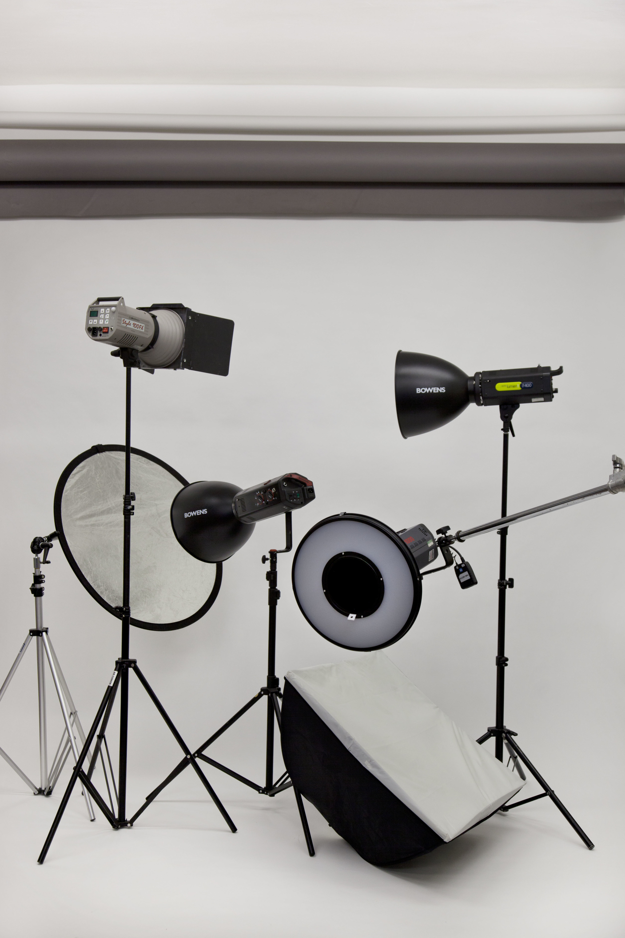 Bowens strobes and light modifiers