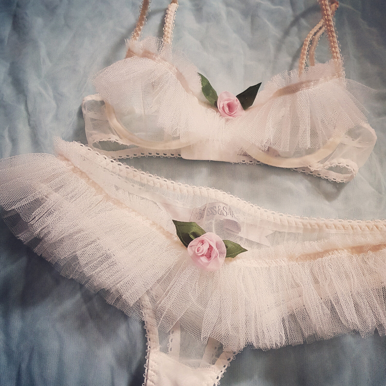 ballerina-tulle-white-tutu-rosebud-bra.knickers-lingerie-set-jpg.jpg