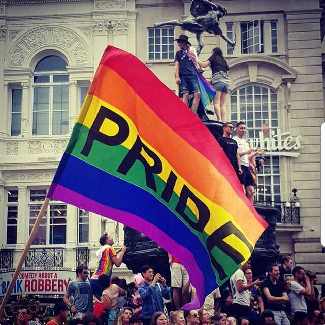 Eros joy Piccadilly Circus last year🌈❤🌈❤I tragically lost all my wonderful pictures taken 2019 so here's this one remaining from Instagram again in memory of a great day and in hope for the next big party🌈#pride #love #pridemonth #pridelondon