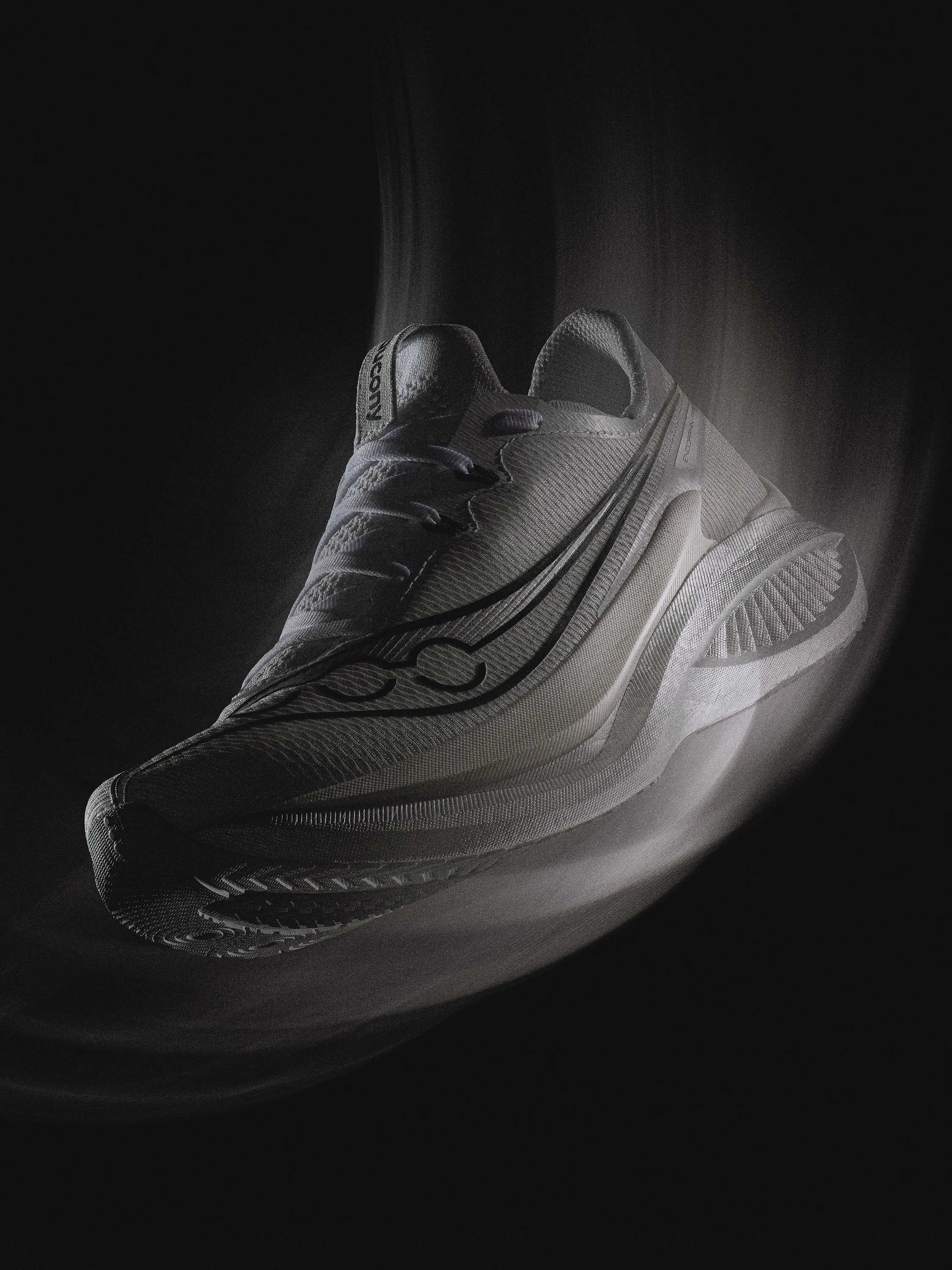 Saucony_004 1.jpg
