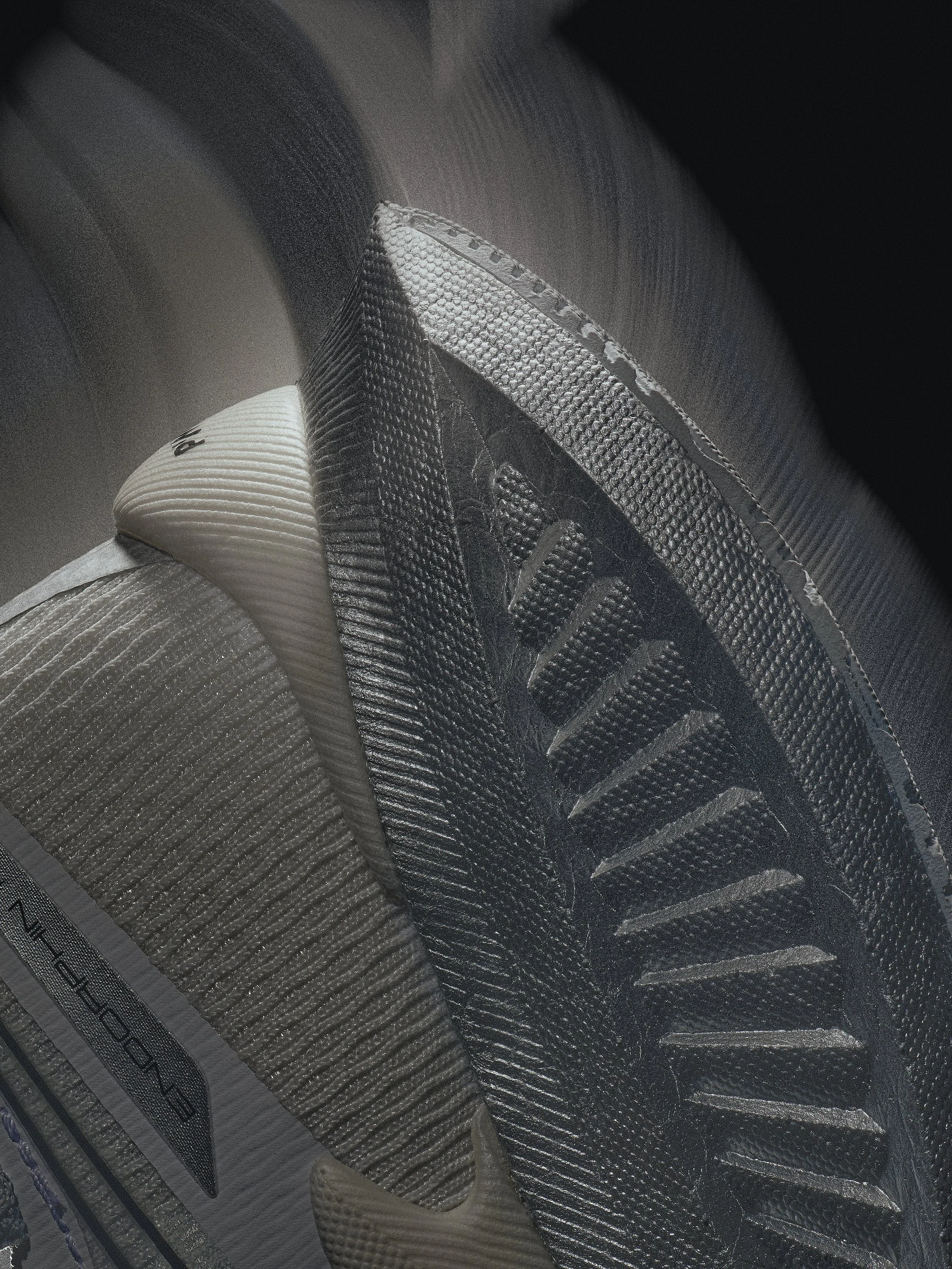 Saucony_006 1.jpg