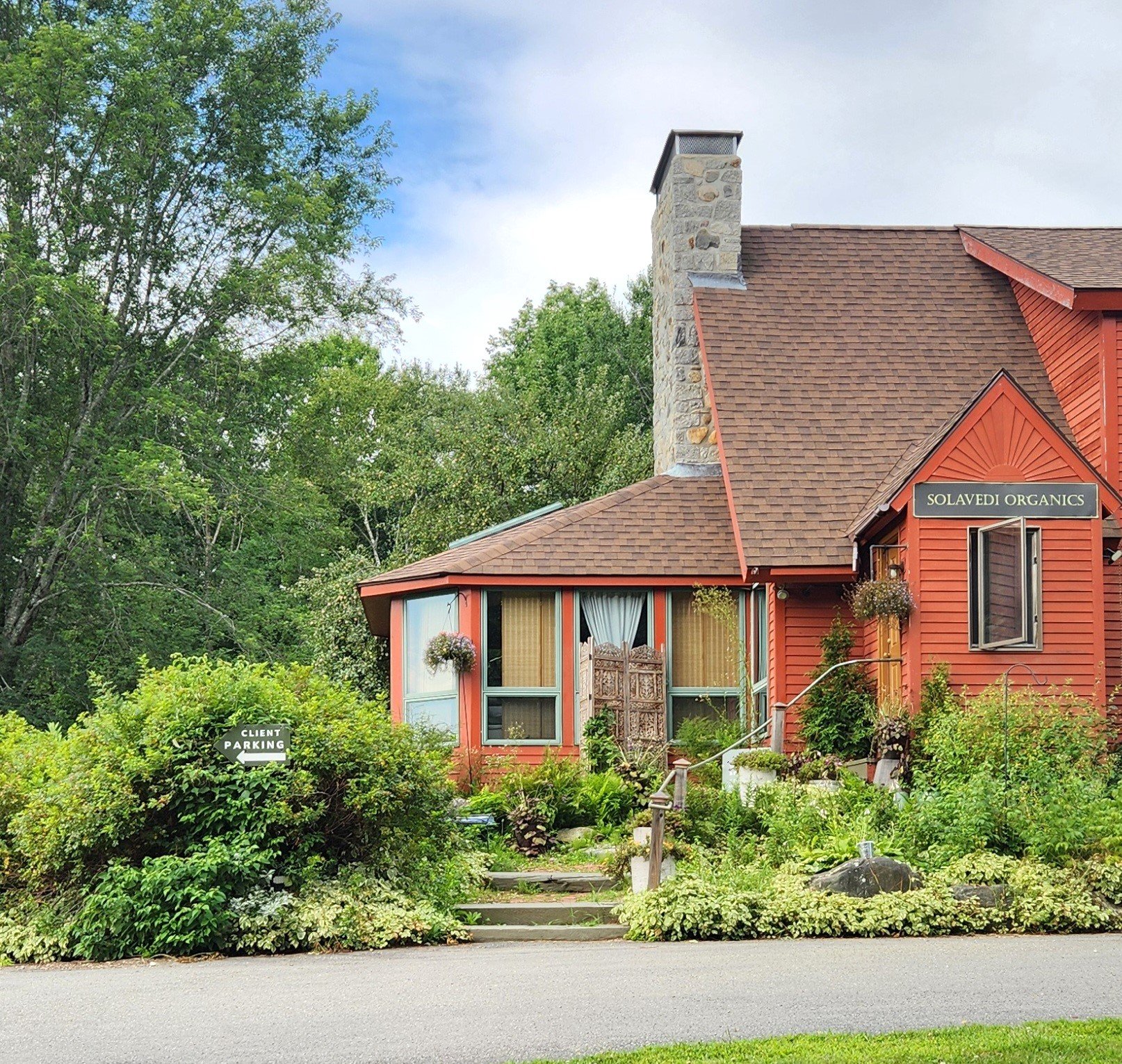 front driveway.jpg