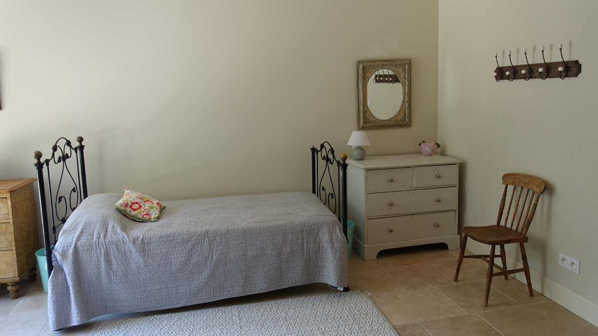 dorm-007.jpg