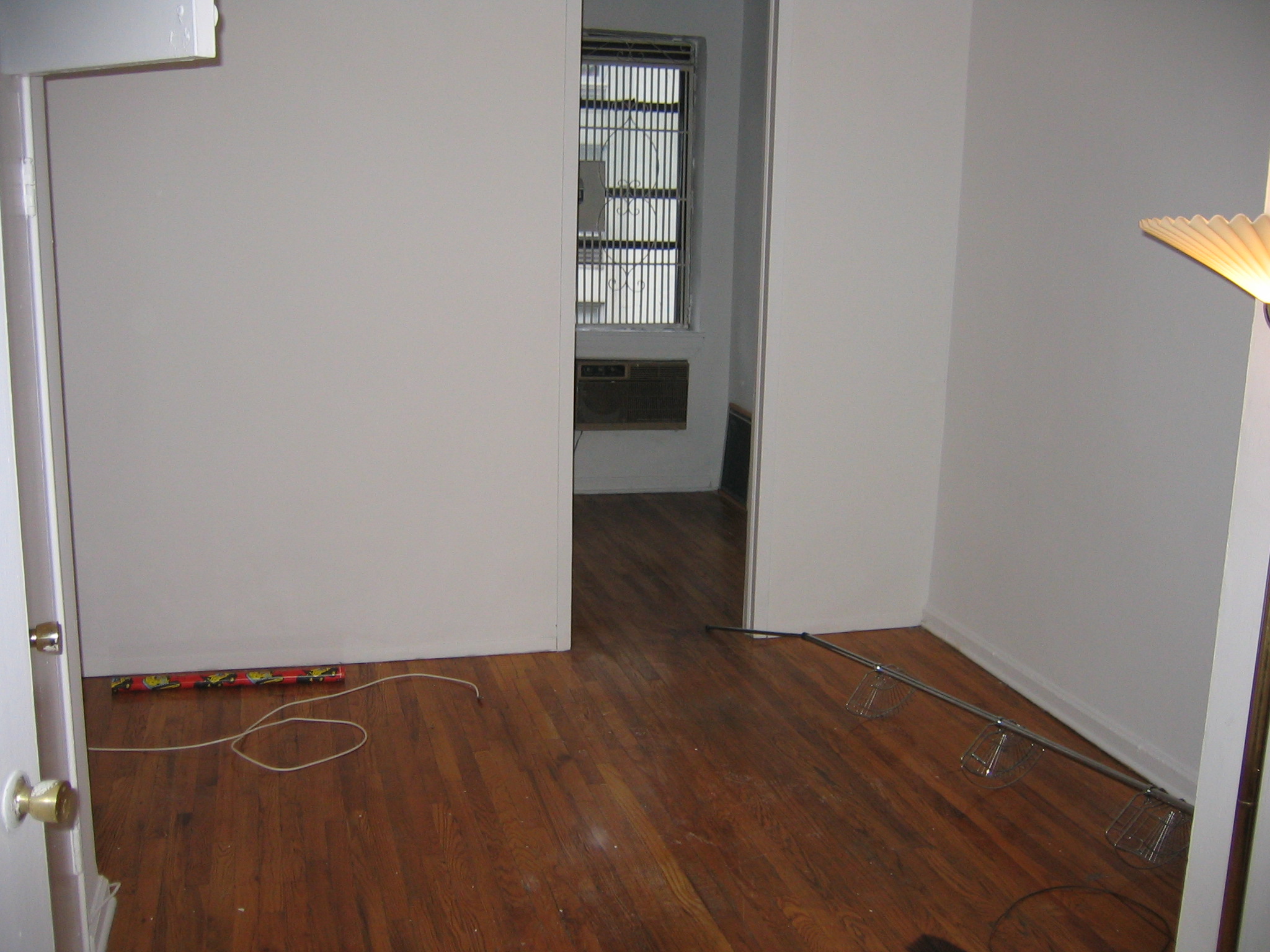 308 e 90th 4D 003.jpg