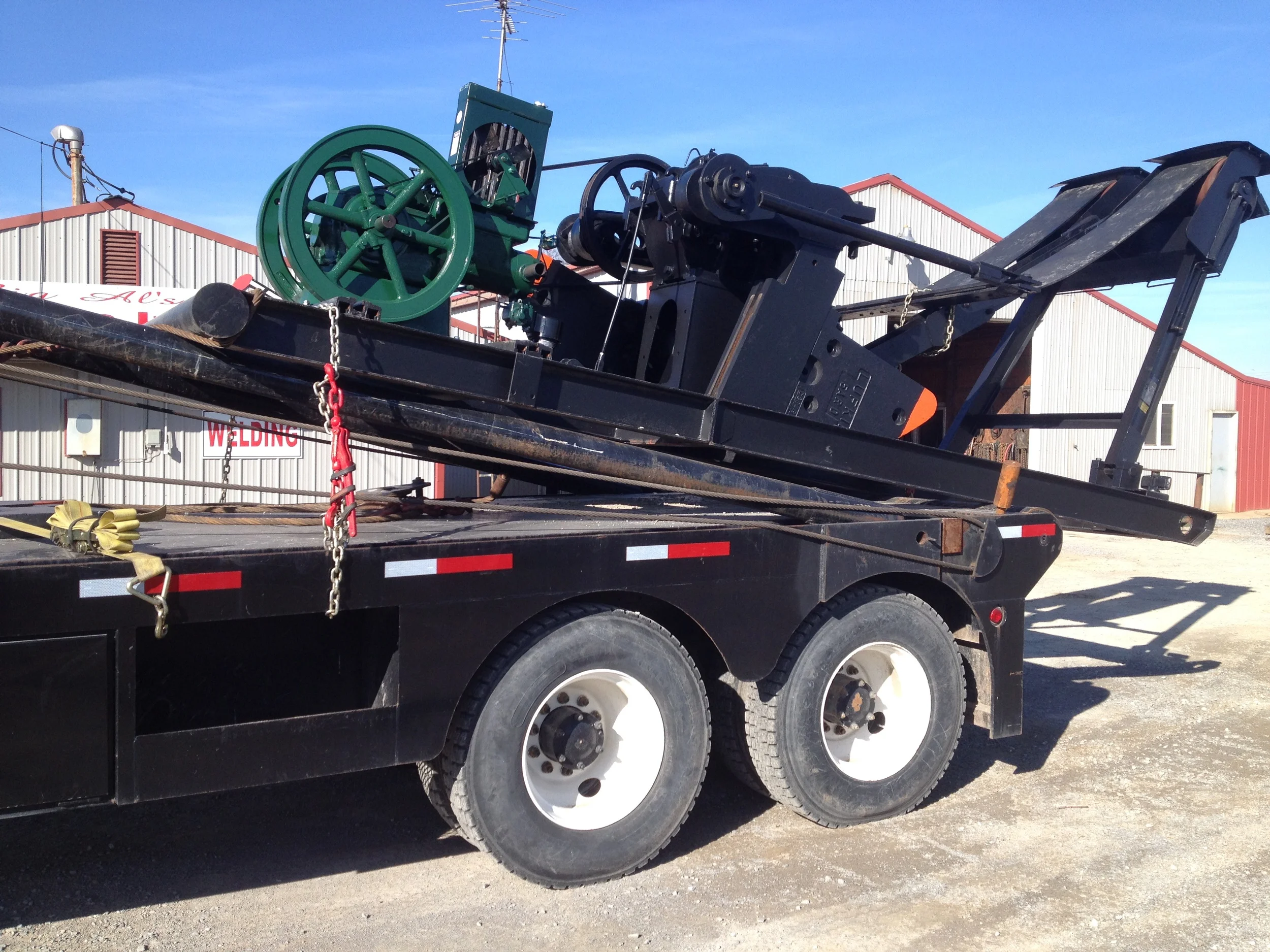 STRAPJACK 80 PUMPING UNIT