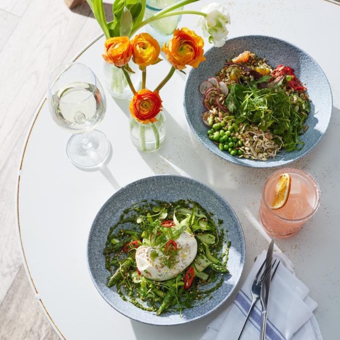 Resetting after a busy weekend with a generous bowl of green goodness 💫

Choose Burrata &amp; Grilled Kent Asparagus with lovage pesto, pea shoots and chilli or a vibrant House Garden Salad with all sorts of goodies including tabbouleh, edamame &amp