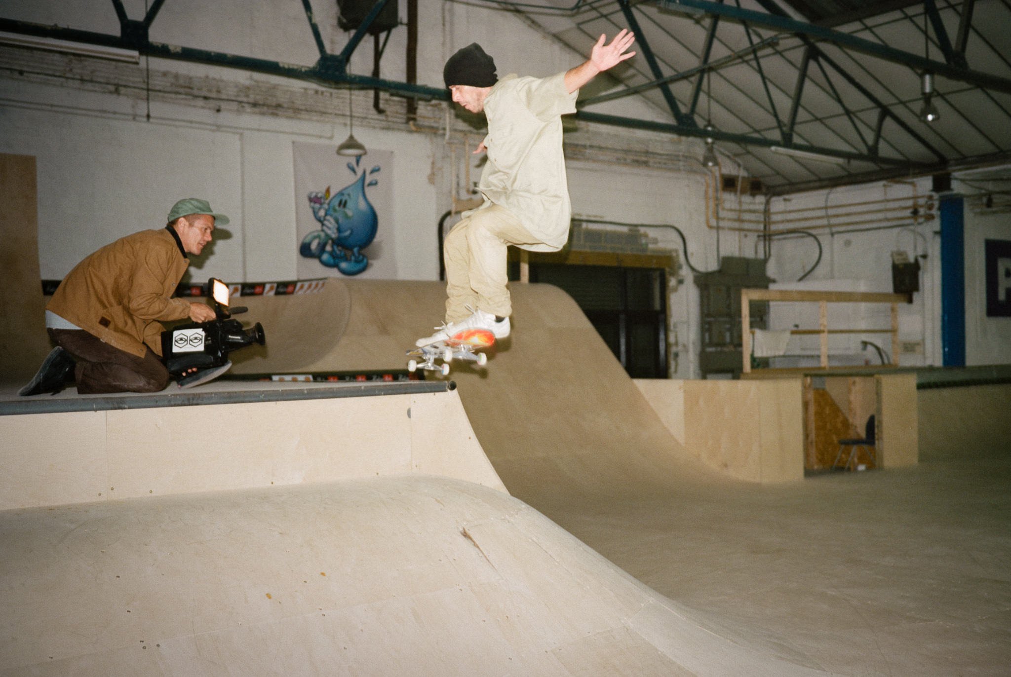  Geoff Rowley films Tom Penny - Mwadlands - Peckham - September 2017 