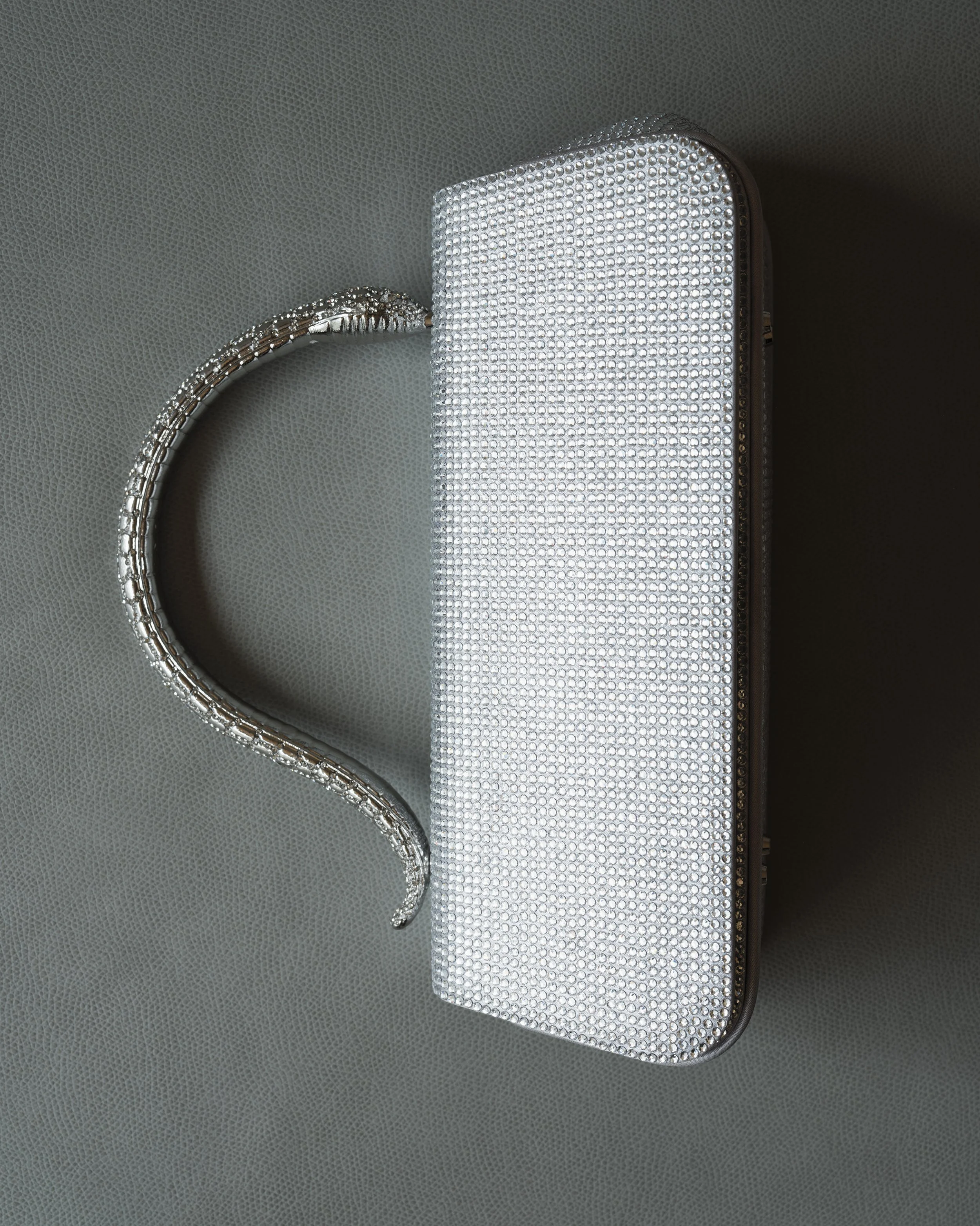  Bergdorf goodman,     Art Direction: Lee Pullano.  Photo Production: Alisa Post, Melissa Nunfio.  Set Design: Alicia Sciberras.                 