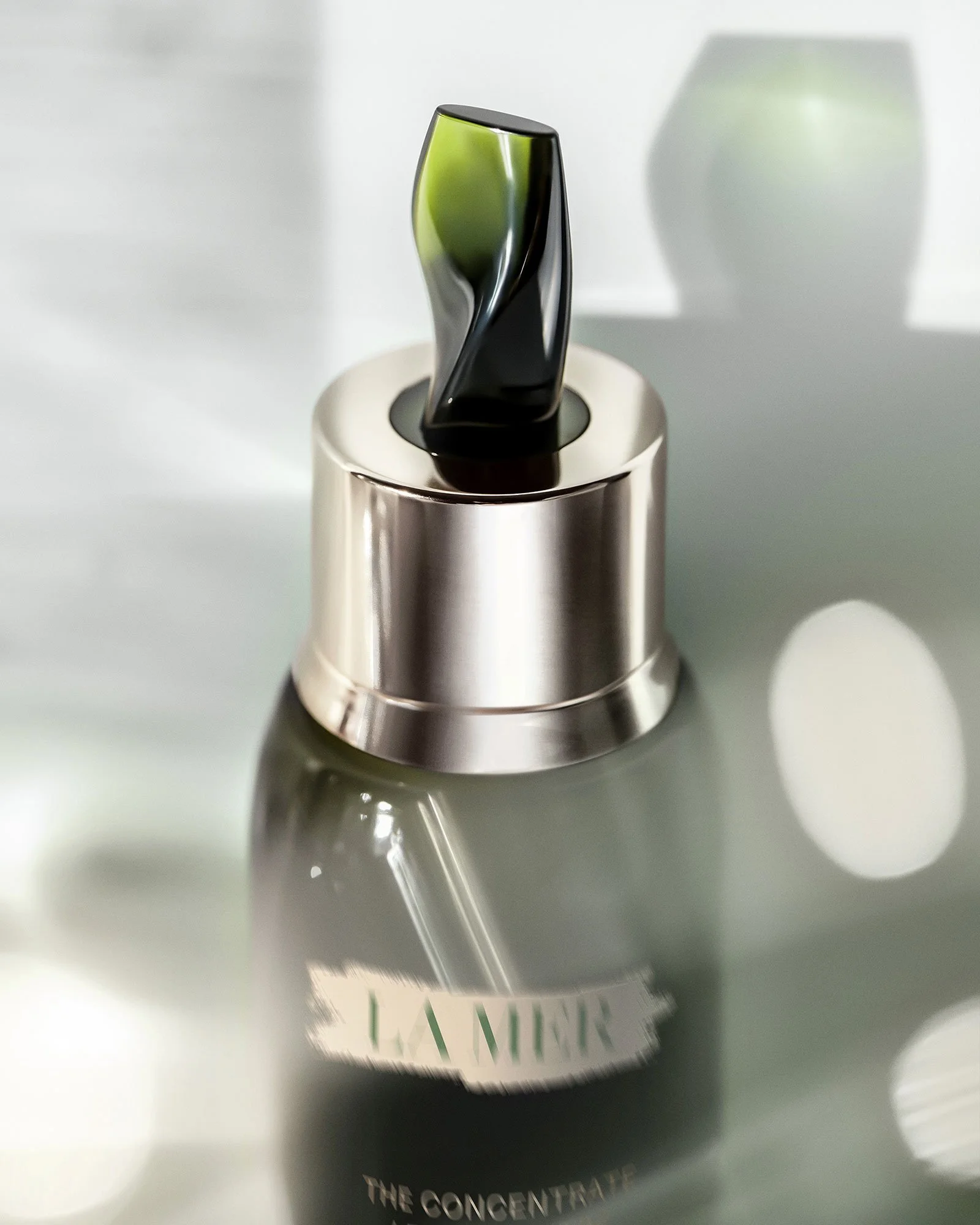  La Mer,    Creative Derection: Bess Yoham.  Art Direction: Nicole Argento.  Photo Production: Hope Oliver.  Set Design: Noemi Bonazzi.                                         