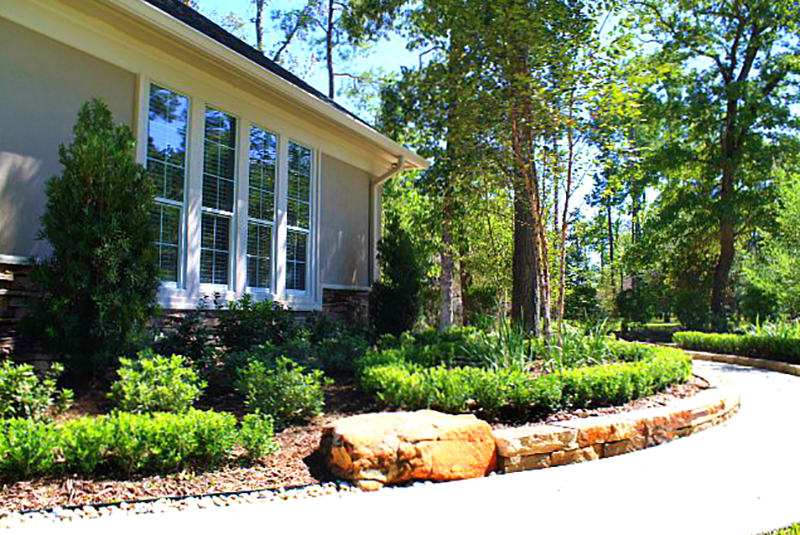 stone-border-landscape-install-maintenance-design-irrigation-the-woodlands-spring-tx-sprinklers-lighting.jpg