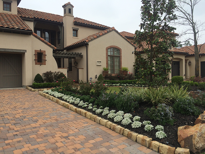 yard-of-the-month-the-woodlands-tx-winner-best-landscaper-landsacpe-installation-design-pavers-spring,-houston-fertilization-sprinklers-lighting-envy-exteriors.jpg