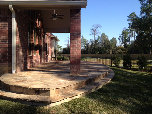 stone-patio-stairs-custom-design-builer-builds-installation-ideas-back-yard-slope-retaining-flagstone-designer-the-woodlands-houston-spring-magnolia-conroe-montgomery-cypress.jpg