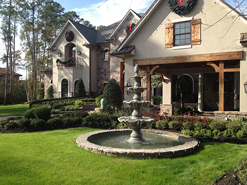 Carlton-woods-the-woodlands-fountain-water-feature-tiered-landscape-houston-estate-envy.jpg