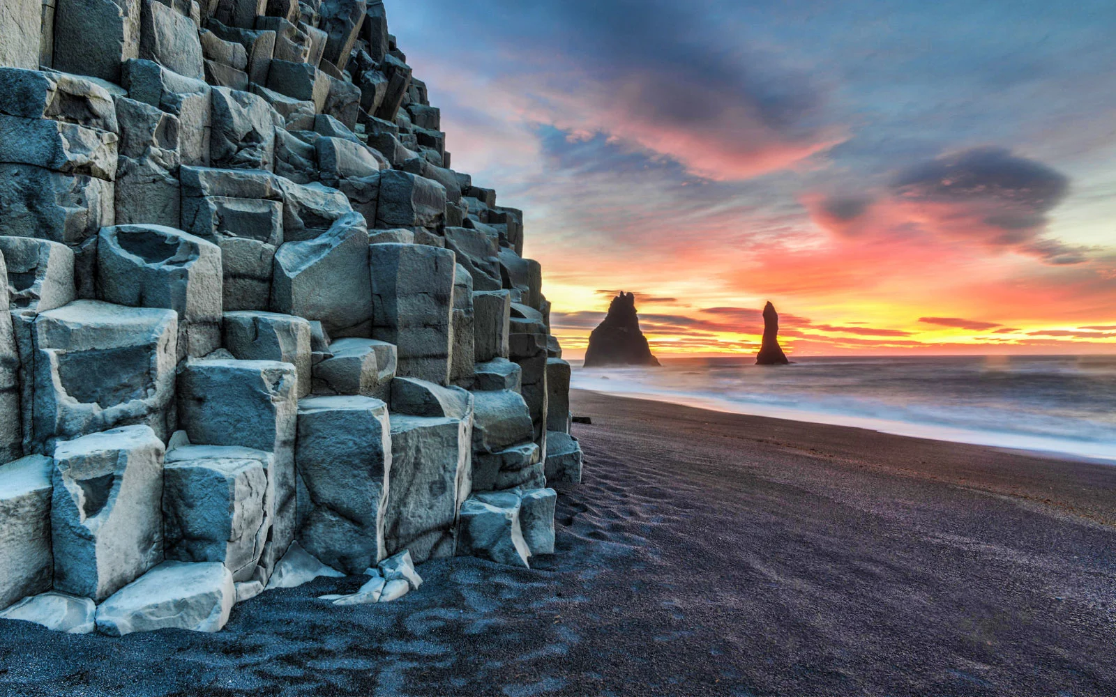 reynisfjara-beach-iceland.jpg