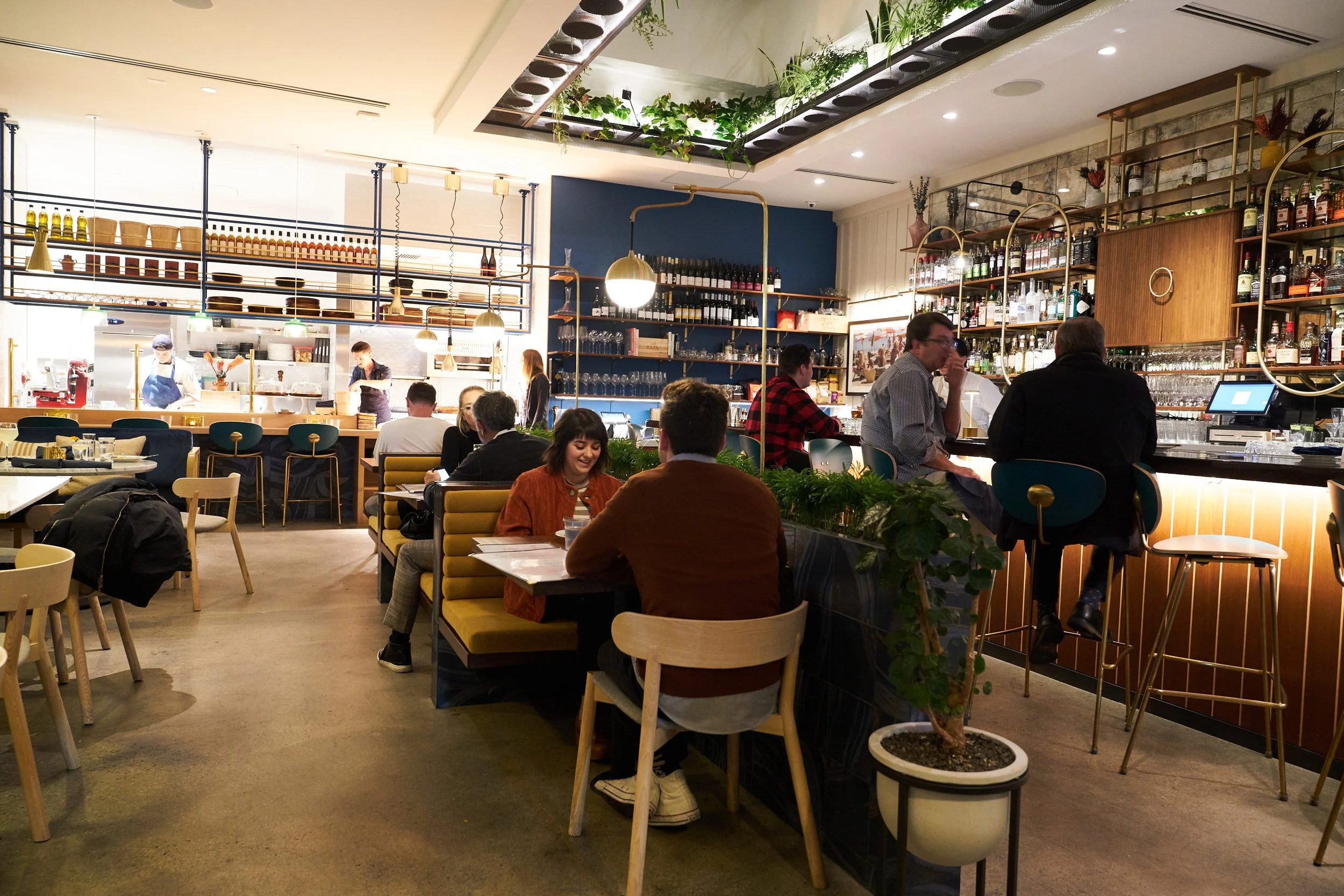 THR_BistroJolie_Candids_4174.jpg