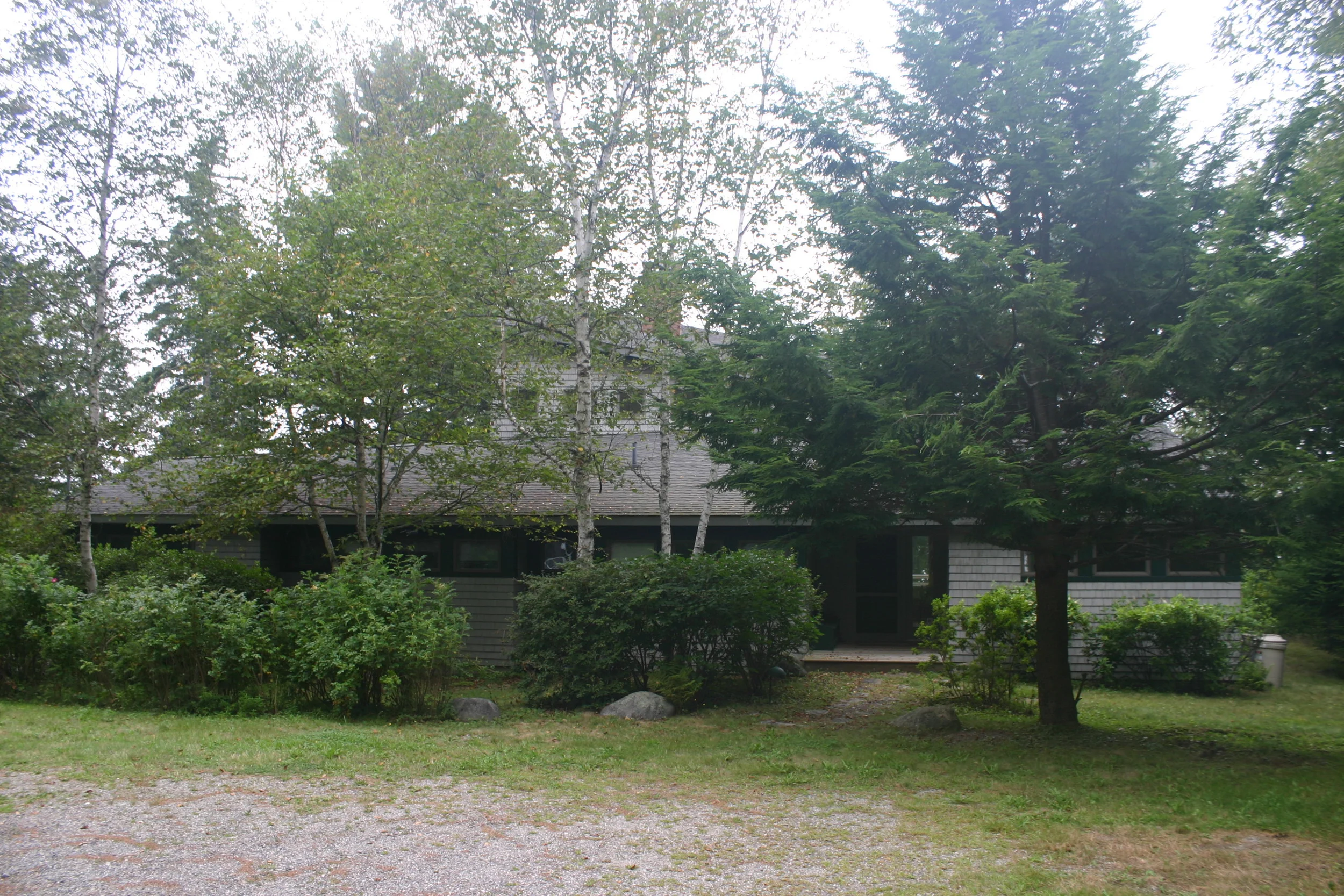  This is a vacation house for a multi-generational family on the coast of Maine.&nbsp;    