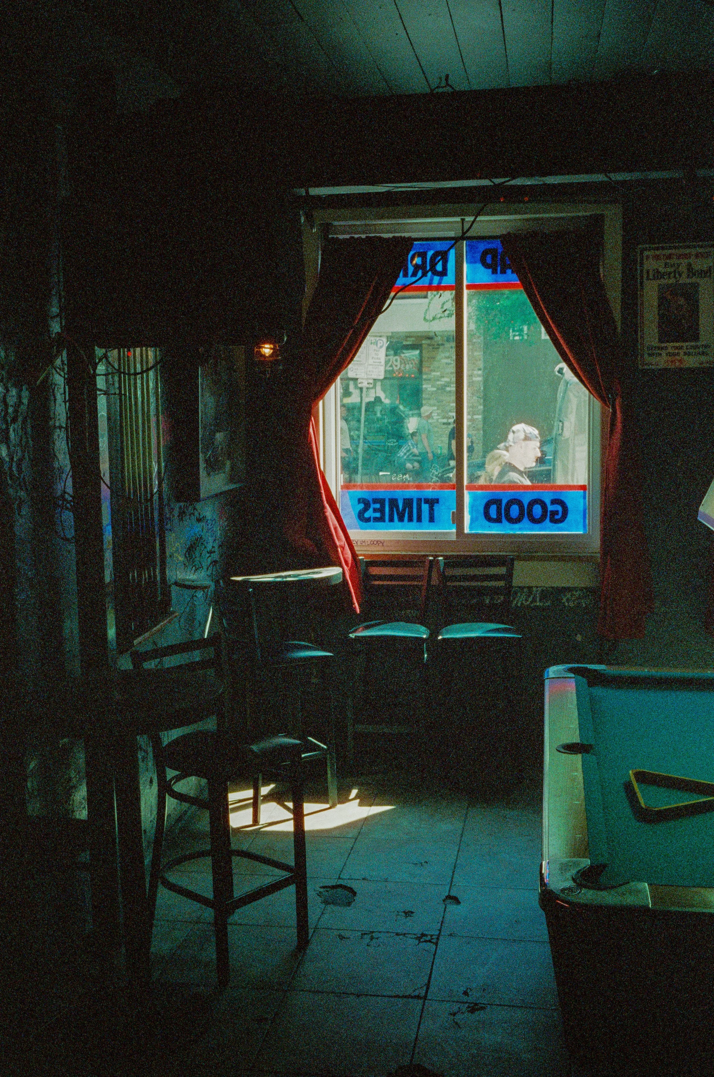 Leica M3_Cinestill800t_2025.04.14-8.jpg