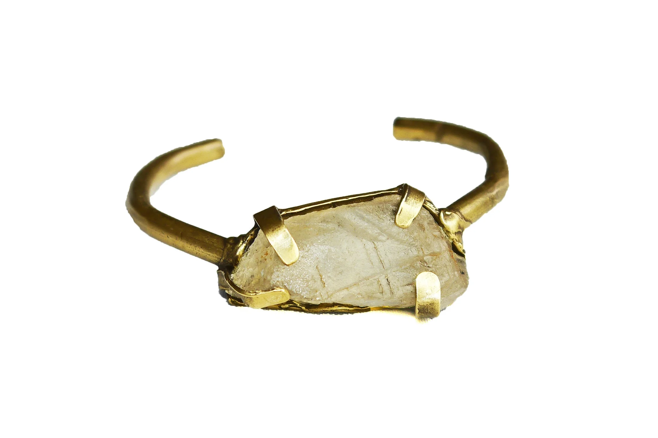 caitlin-cimino-silver-sustainable-cuff-quartz