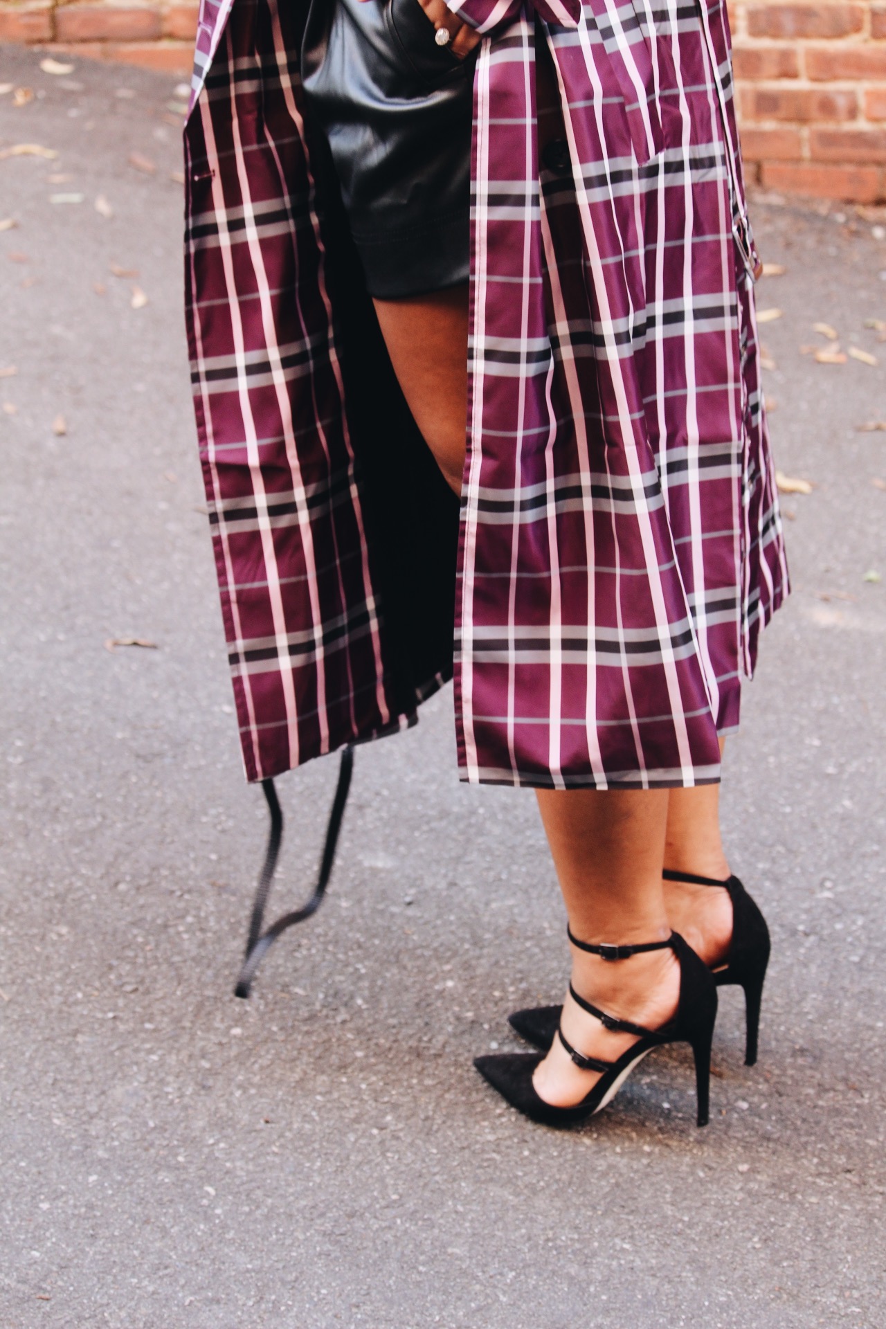 asos-plaid-mac-trench-zara-leather-short-strap-suede-pump-madewell-silk-shirt-target-style-calf-hair-crossbody-bag-5.JPG