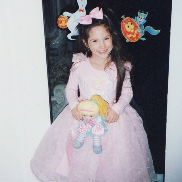 🎀🎀🎀🎀🎀 &bull; #throwbackthursday #tbt #prettyprettyprincess #dressup #halloween #90s #retro #pink #bow #disney #princess