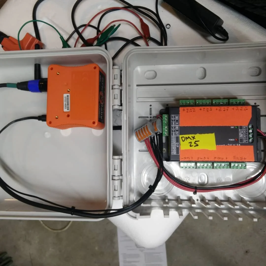 Built some little wireless DMX LED Tape control boxes today
.
.
.
#lightingdesign #theatre #theater #ledtape #led #dmx #wirelessdmx