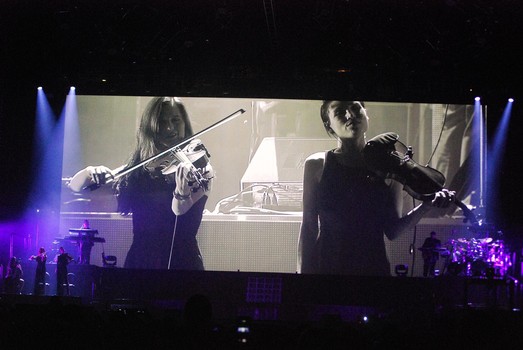 Ariana Grande Honeymoon Tour