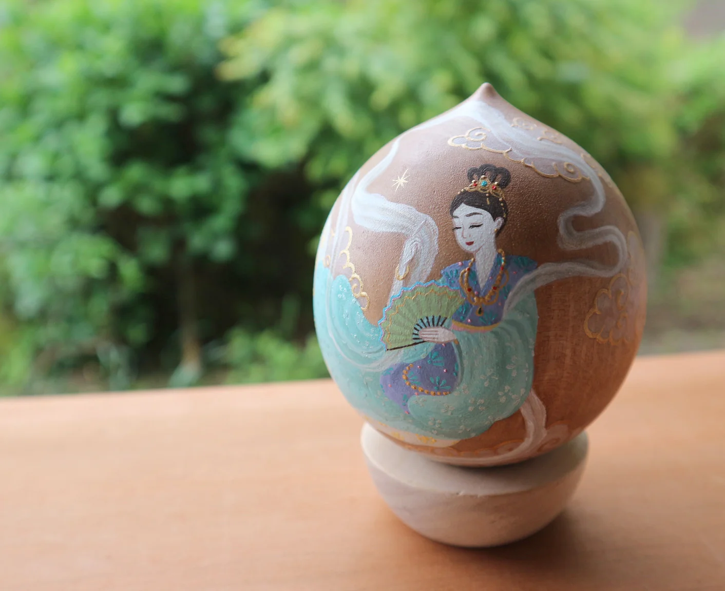 羽衣の舞 (2018) Acrylic on Wood /Size: 80mmφ