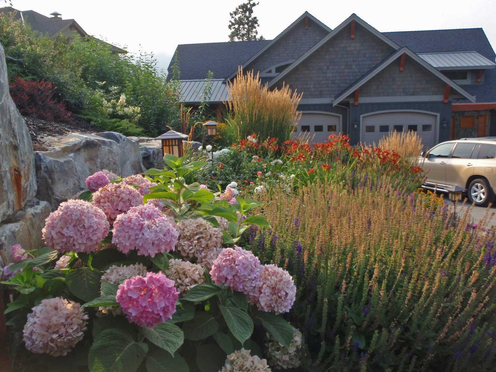 kelowna lake house