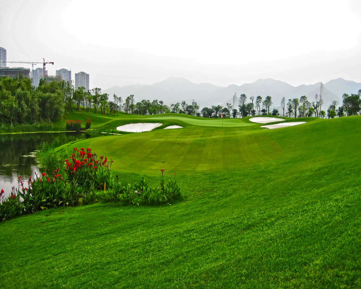 chongqing-riverview_golf-course_hole-x4.jpg